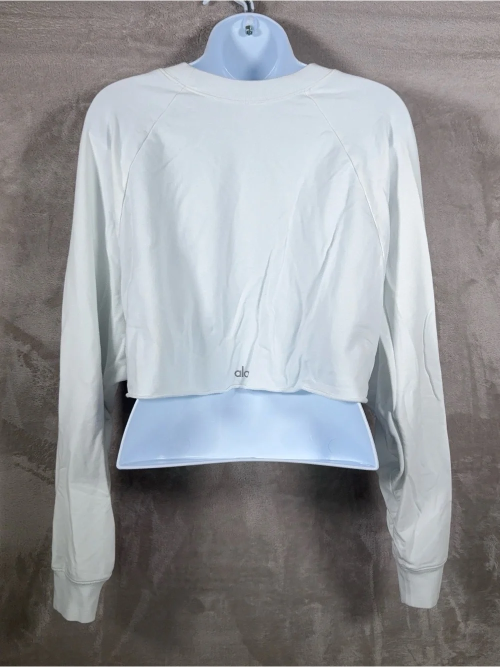 Alo Yoga Cropped Long Sleeve Top Womens Medium White Crewneck
